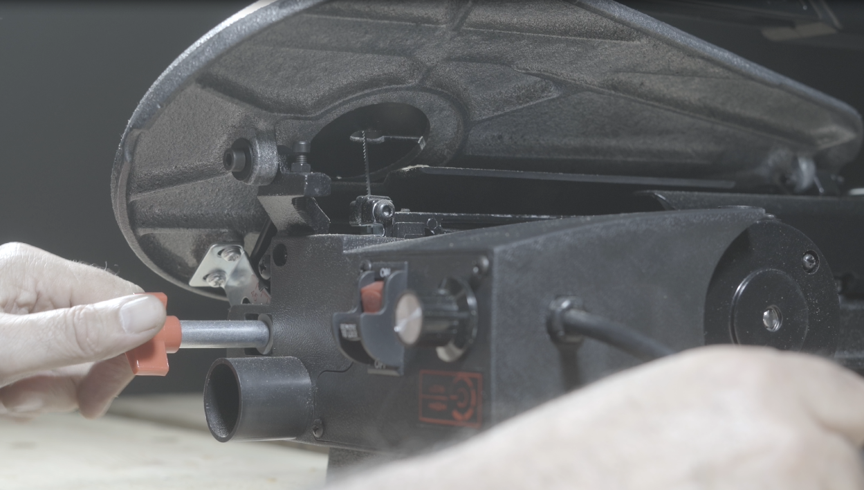 Are you interested to know how to use Scroll Saw?(5)