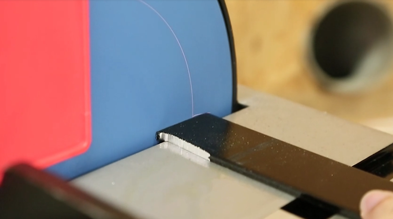 BuckTool BD1801DS Belt & Disc Sander: The Dual-Function Power Tool for Your Workshop