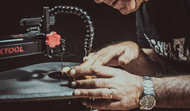 Scroll saw tasks - Bucktool