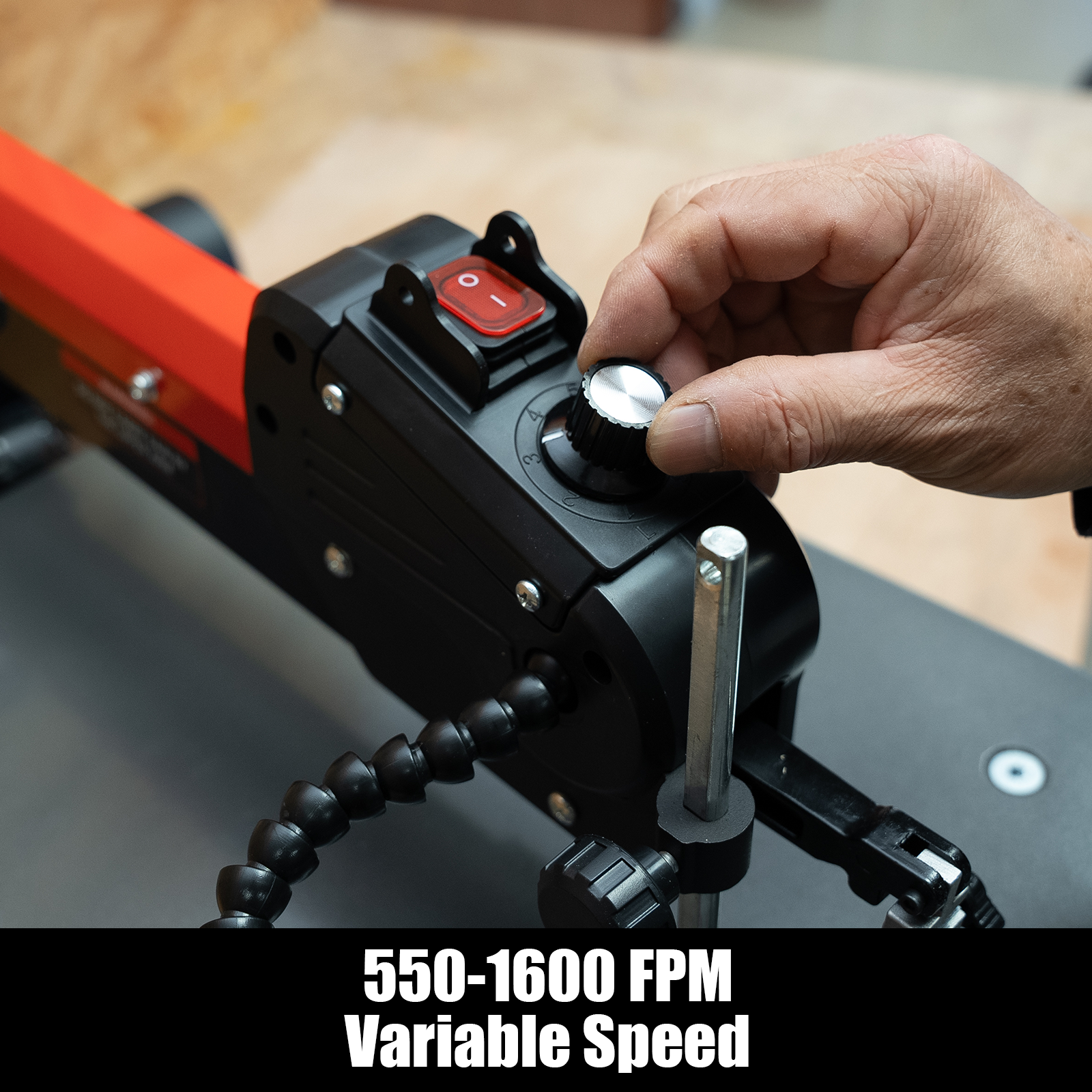 Bucktool 18 Inch Variable Speed Scroll Saw, 1.3A Power Scroll Saws SSA18V